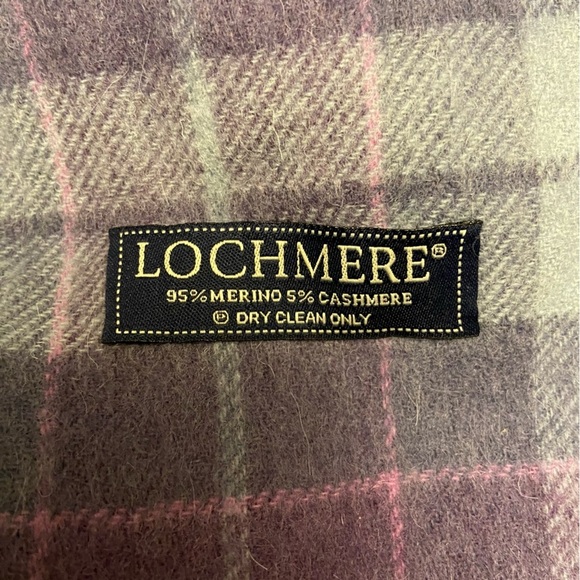 Lochmere Merino and Cashmere Blue, Pink and Purple Small Block Pattern Scarf. - Picture 3 of 3